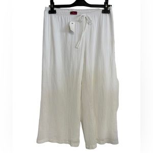 Blossom White Crinkled Gauze Cropped‎ Wide Leg Pants Womens Medium NWT.